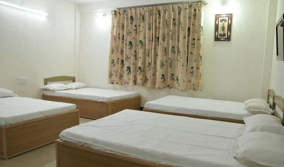 Deluxe Triple Room with A/C