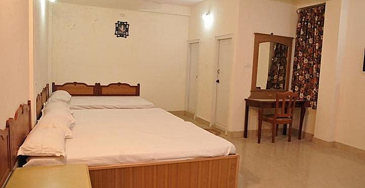 Standard Single Room Non A/c