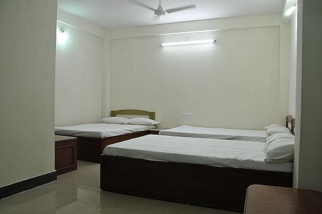 Deluxe Triple Room with A/C