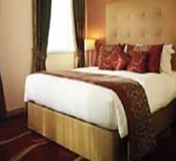 G S Resort Deluxe Double Room 5