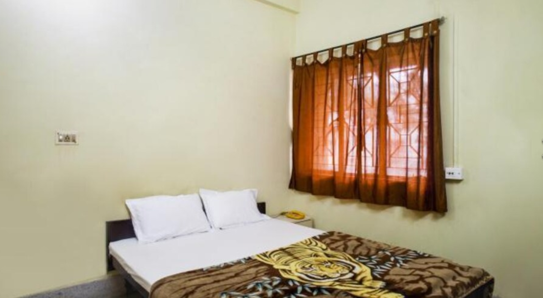 Hotel Basundhara Standard Room 4