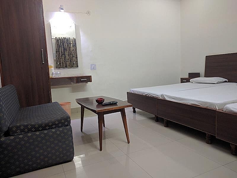 Deluxe Triple Bed Room