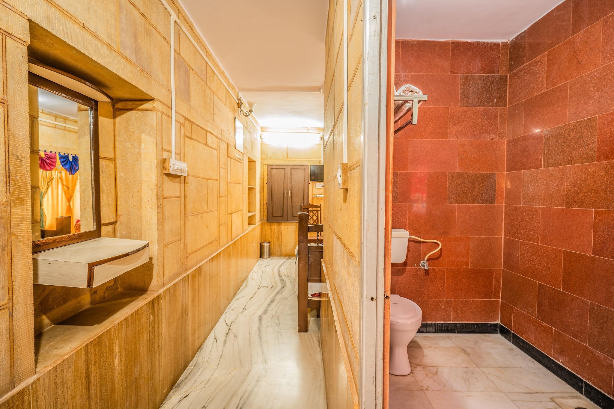 Classic Hotel Standard Room 10