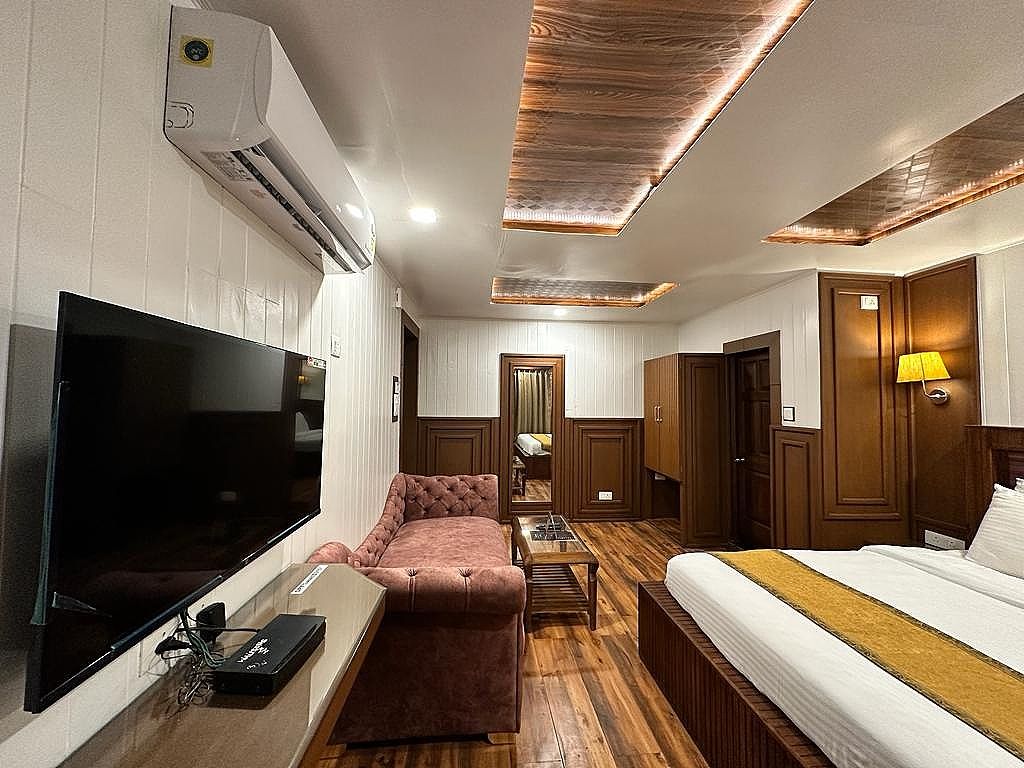 Walisons Hotel Standard Room 3