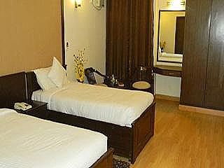 Hotel Shyama International Deluxe Room 8