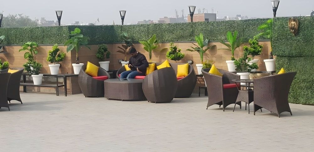 undefined Hotel Sun International 4