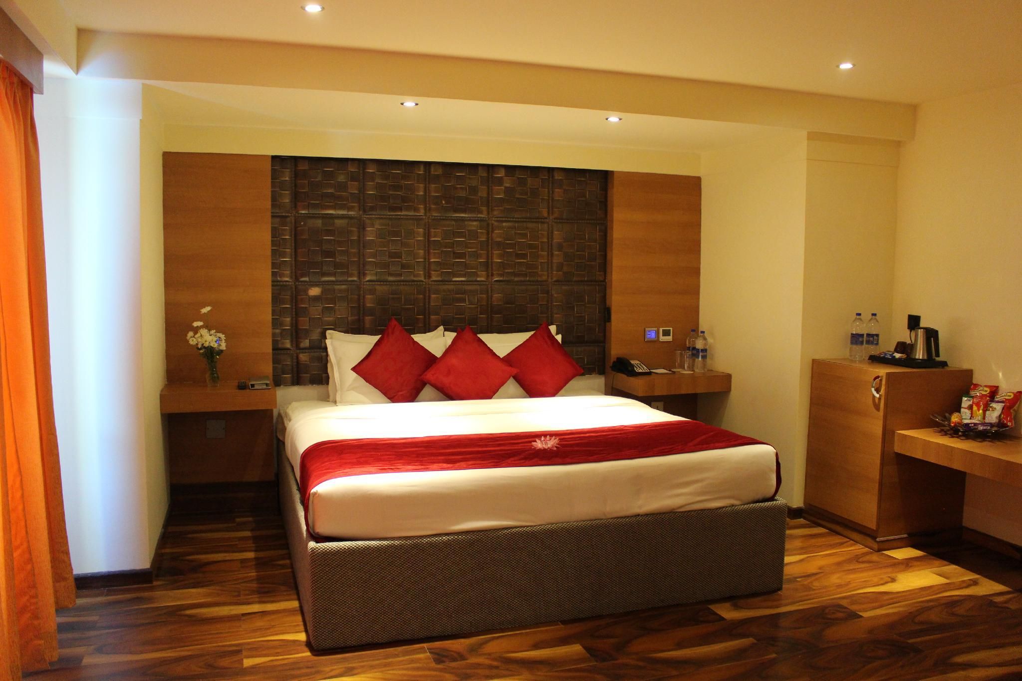 Standard - Queen Room