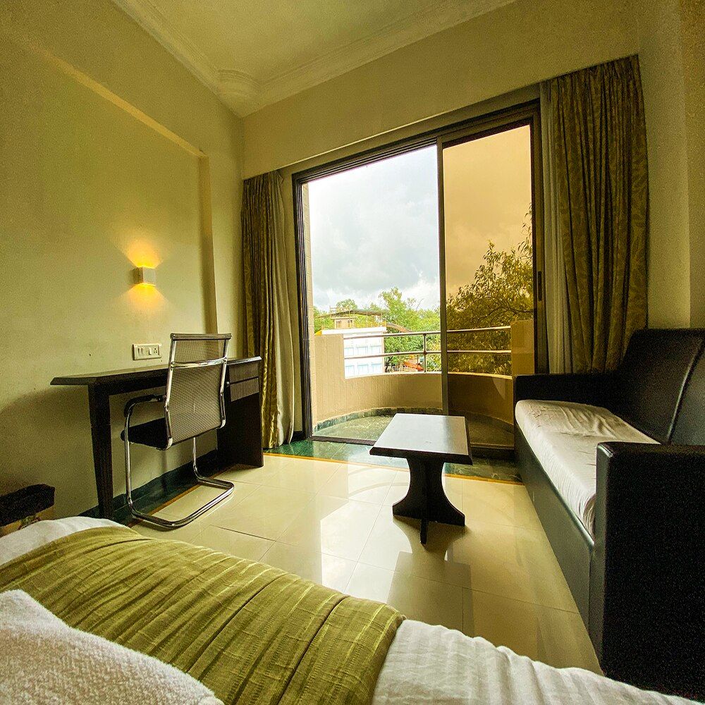 Super Deluxe Room With Balcony
