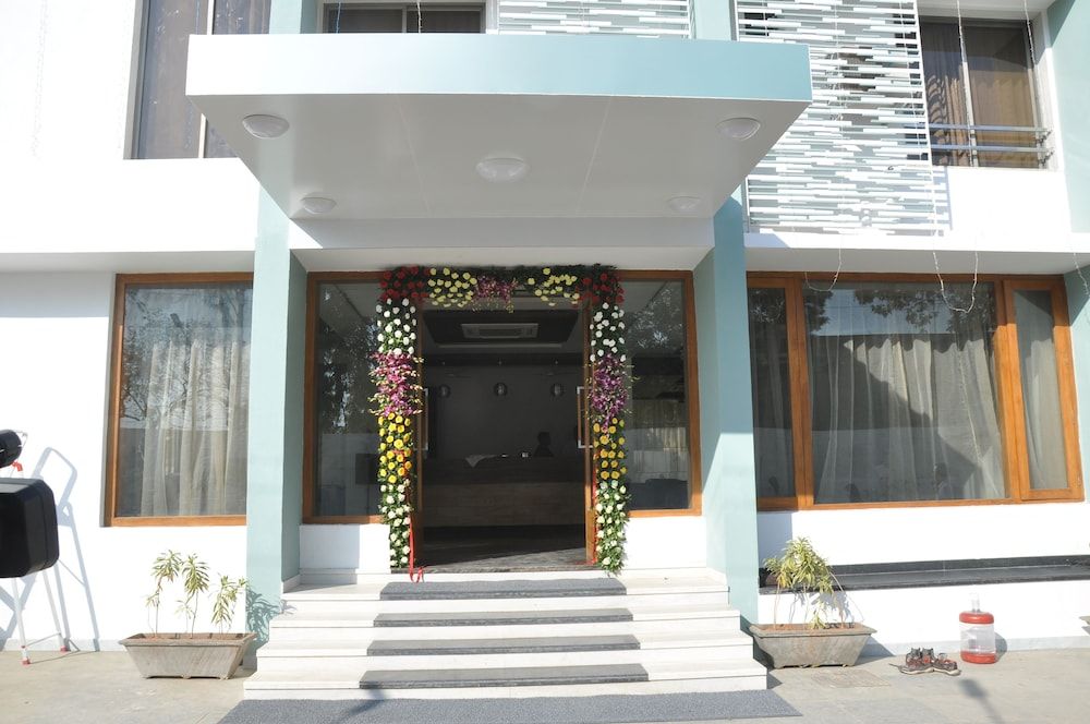 undefined HOTEL GRAND 3D 8