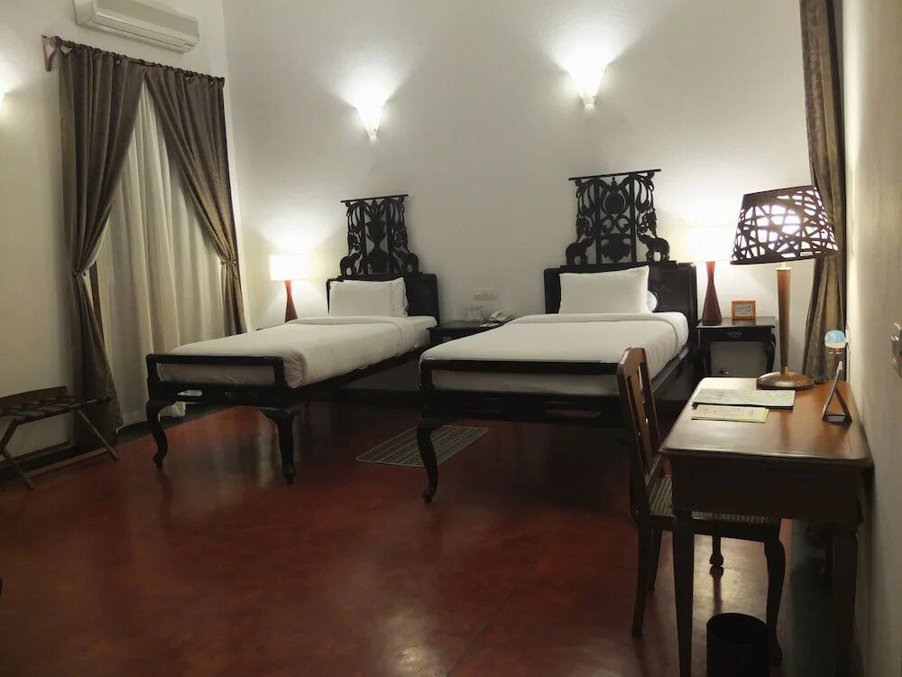 Superior With Private Terrace Single Room - Generic - YCHS