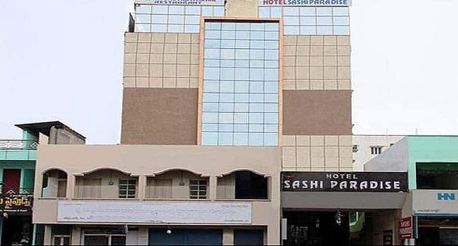 Hotel Sashi Paradise