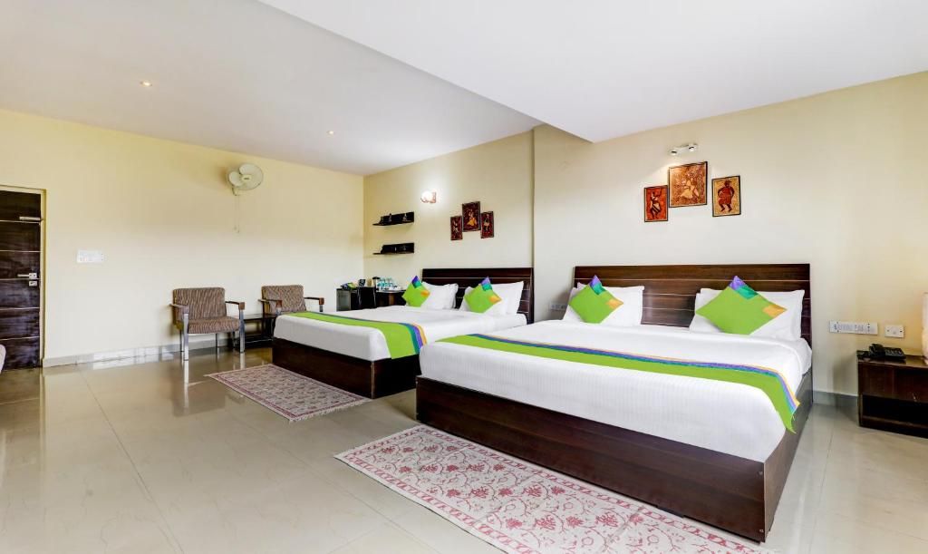 Fort Mercara Coorg Mahagony