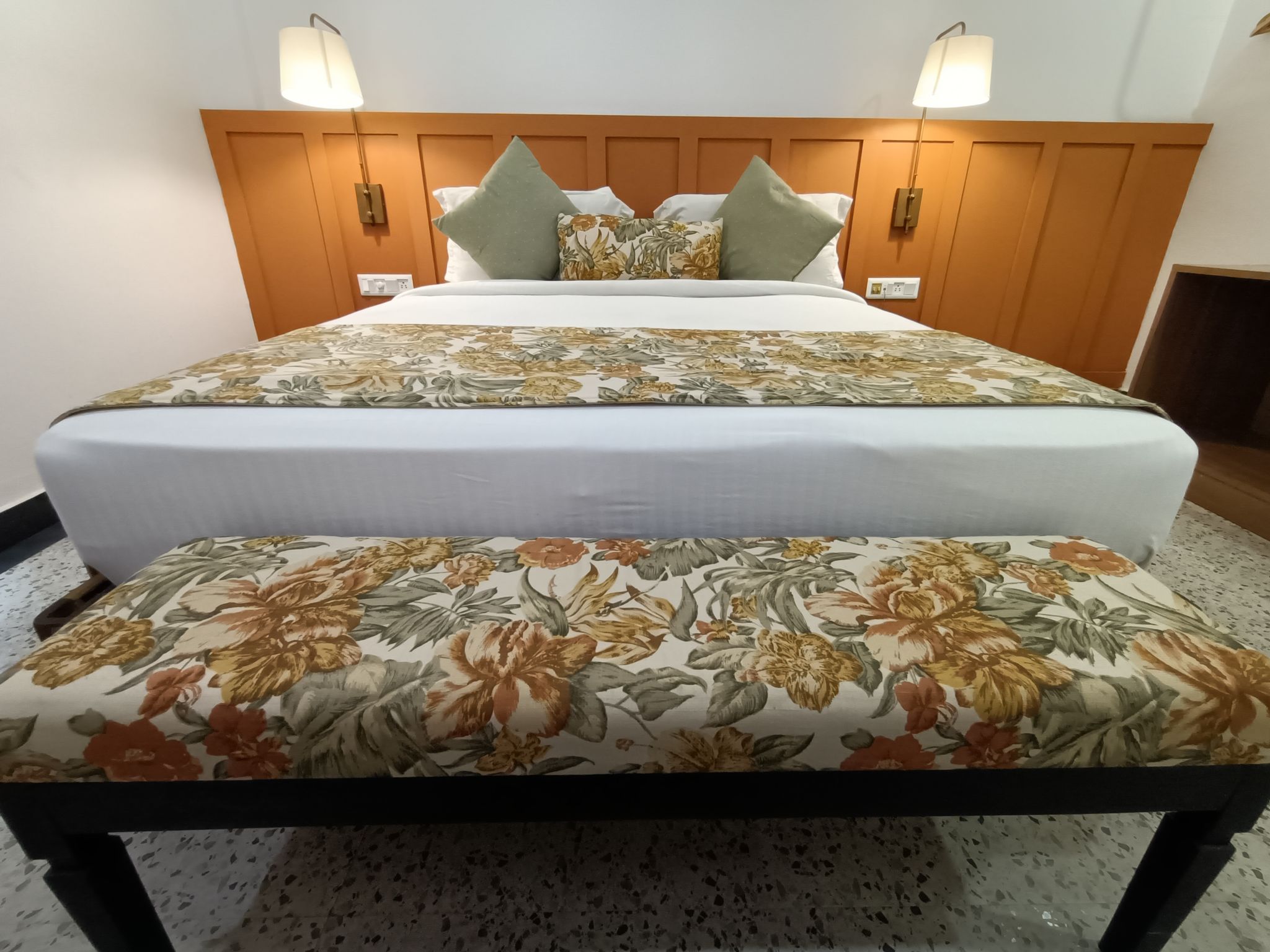 Hotel TSG Grand Cozy 13