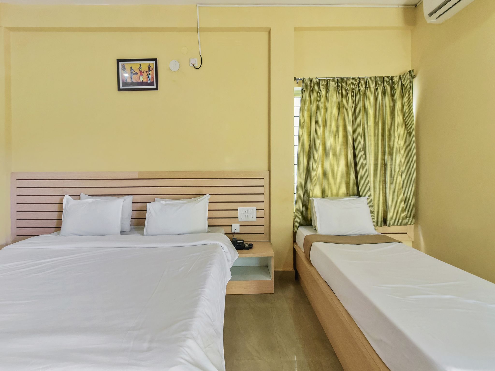 Hotel Kalyani Semi Deluxe AC 4
