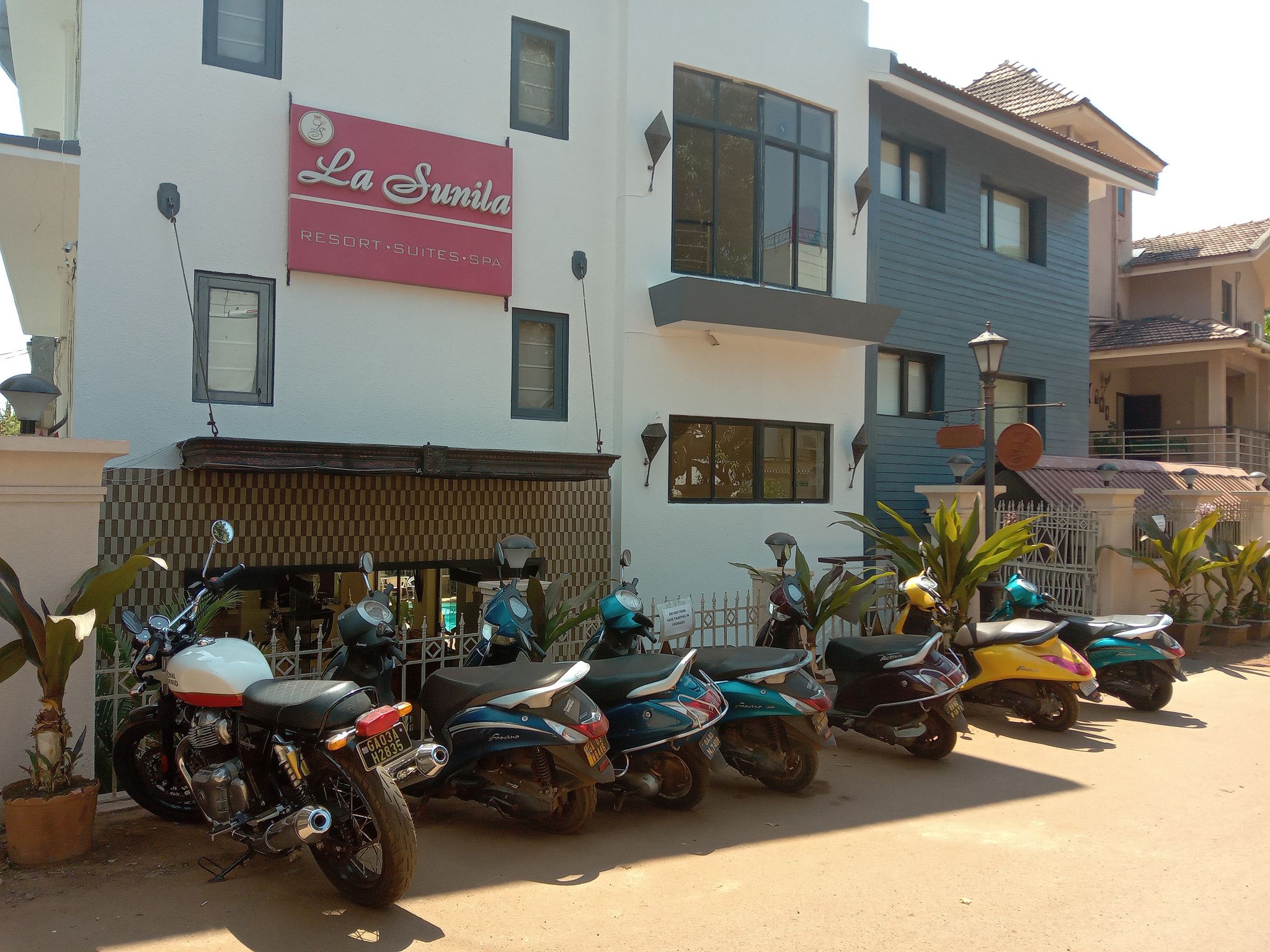 undefined La Sunila Suites and Villas by WSI 8