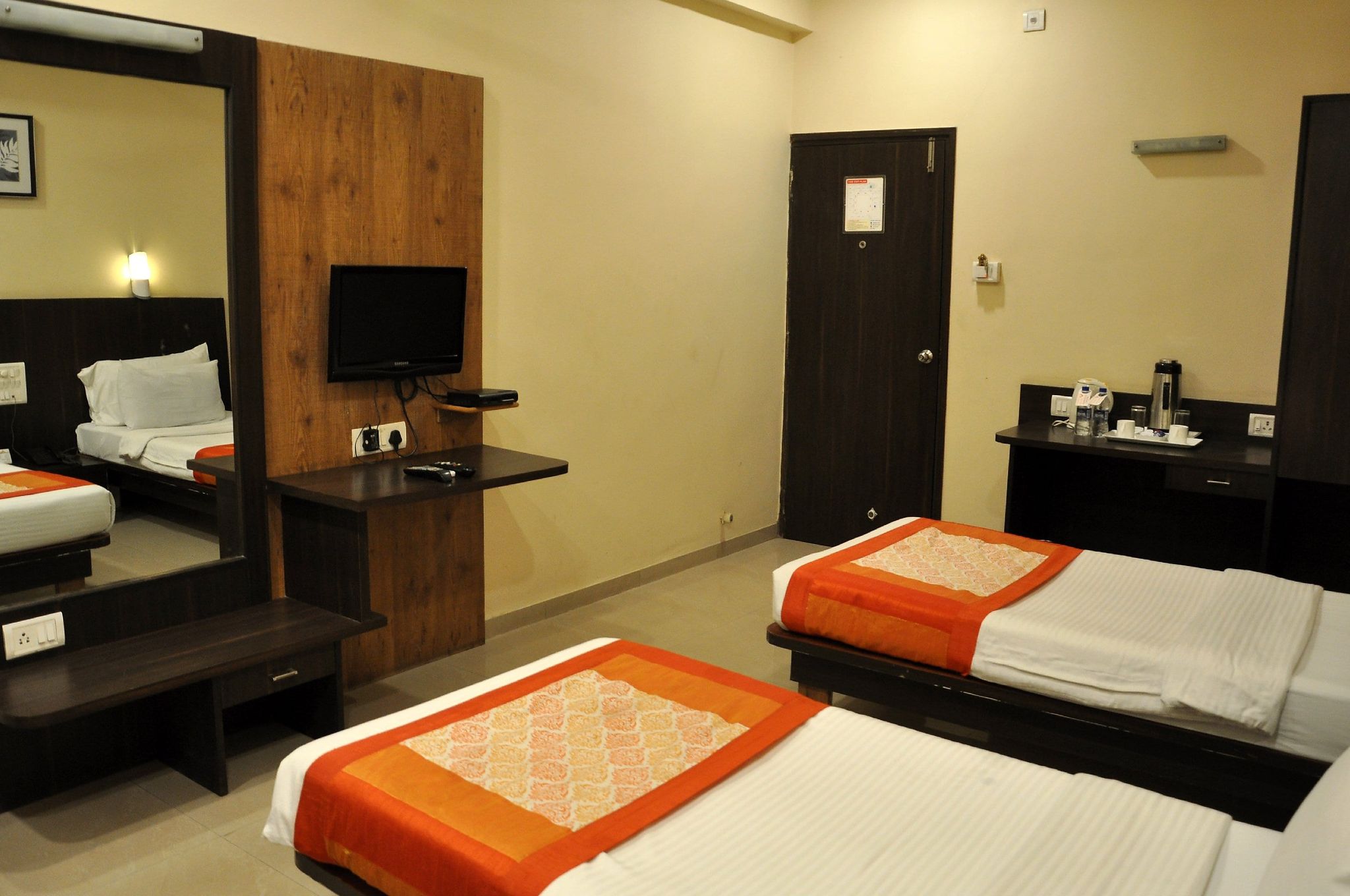 Hotel Atria, Kolhapur Executive Twin AC Room 5