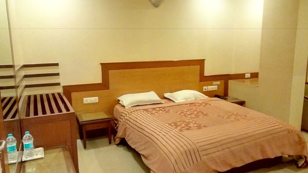 Hotel Kohinoor Square Family Double Room, 1 Queen Bed, Non Smoking
