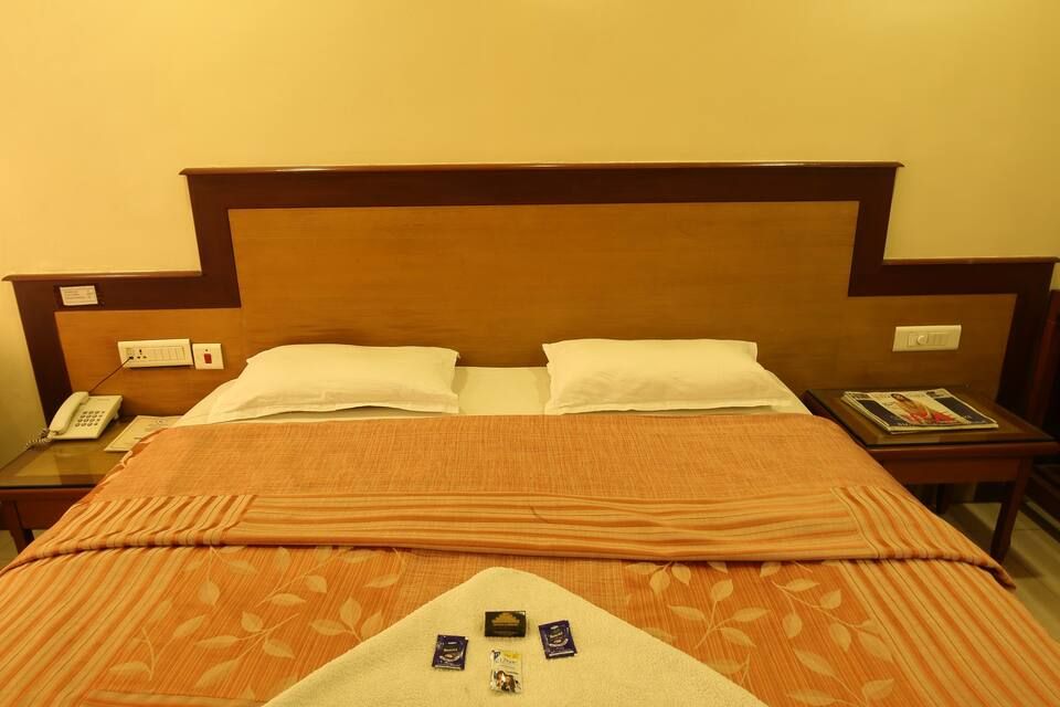 STANDARD AC ROOM