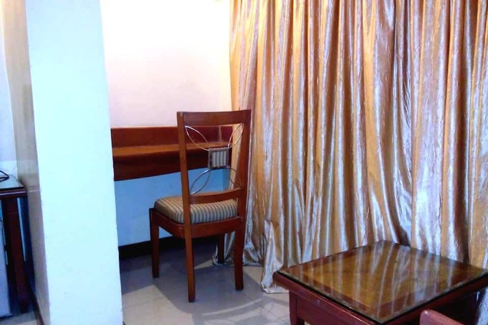 Hotel Kohinoor Square Standard Room Non Ac 3
