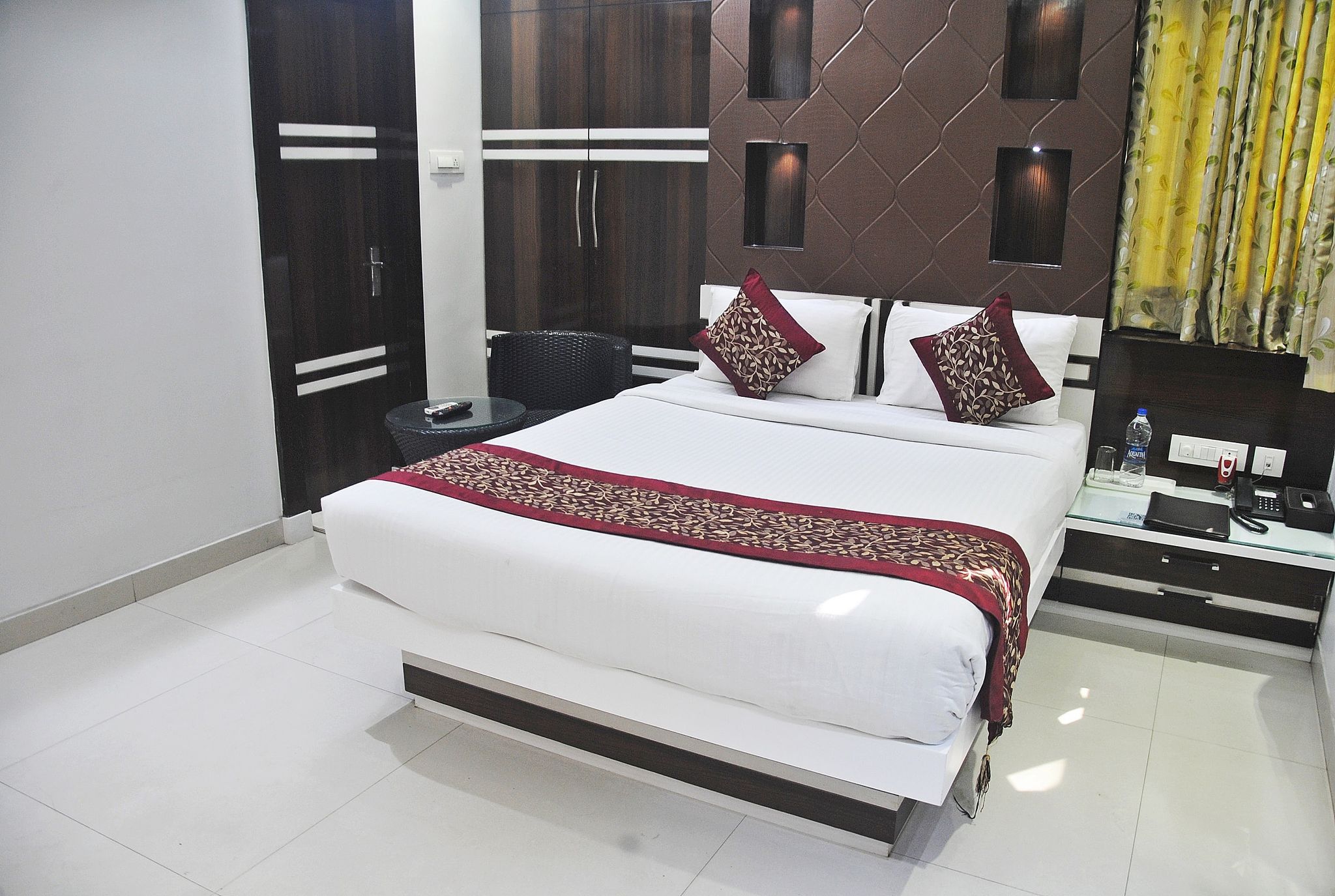 Hotel FrontLine Residency Club Room Ground Floor 10