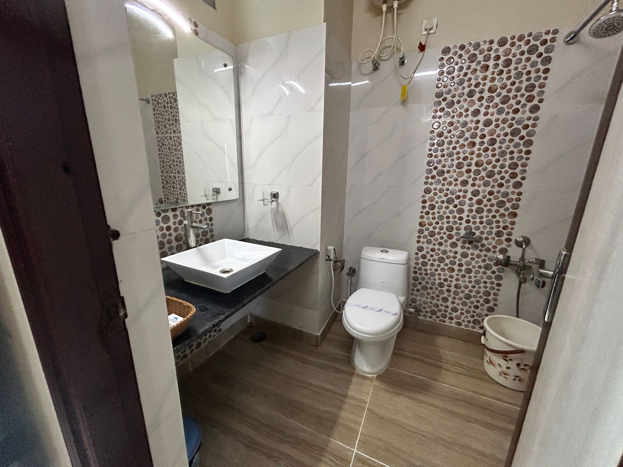 Aqua Marina Drive Inn Aqua Deluxe AC Room(Ground Floor, No Sea View) 4