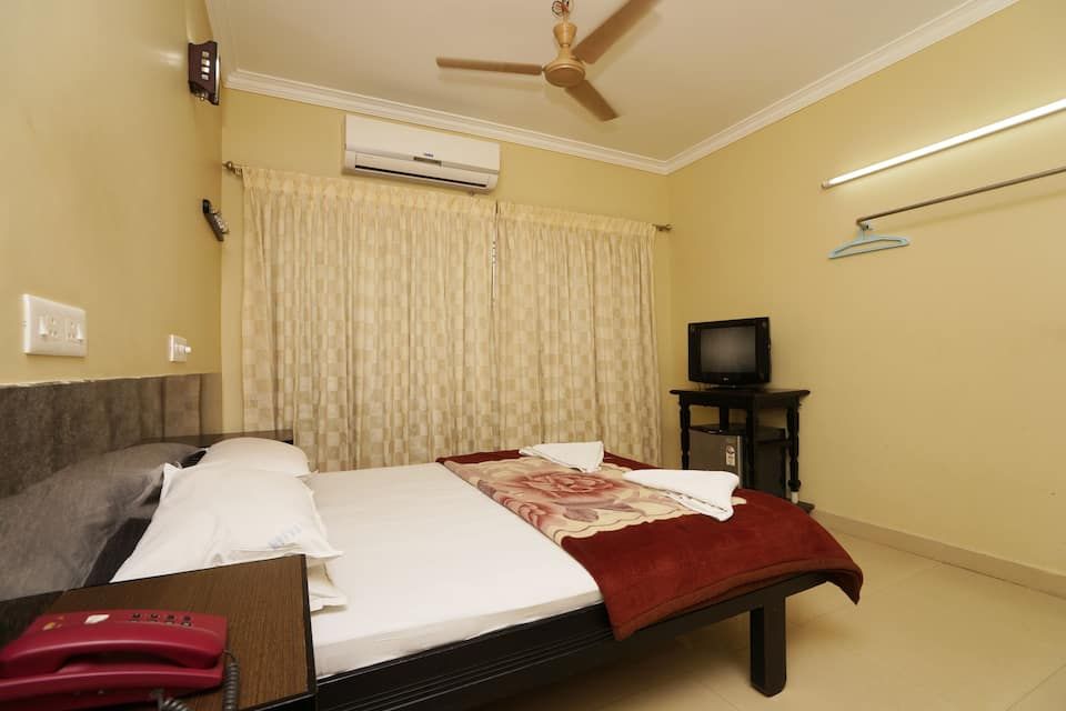 Double Bed Standard A/C