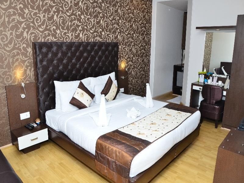 Hotel Surya International Executive Room 3