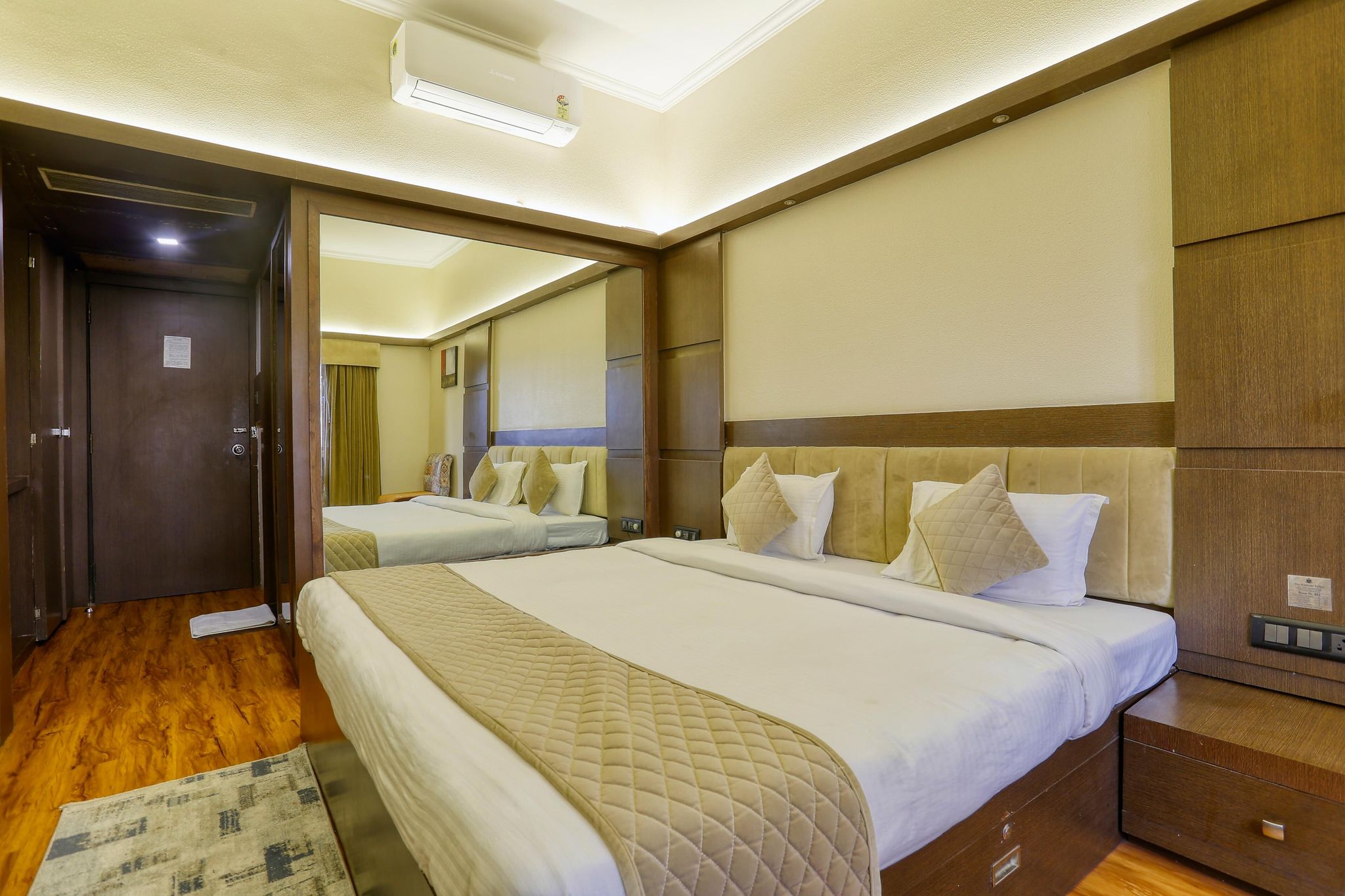 Super Executive Room