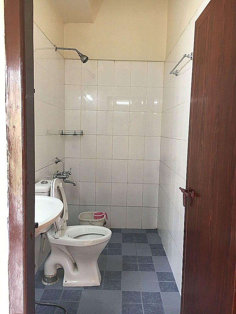 Jays Inn Standard Double Room 6