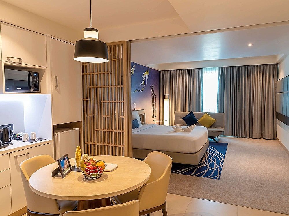 Premier Suite, 1 Double Bed with Sofa bed, Business Lounge Access