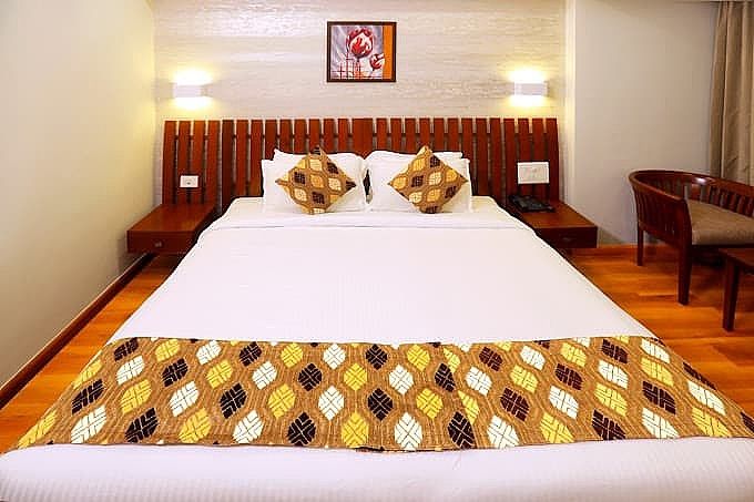 Hotel Kabani Regency Executive AC Room with Balcony 4