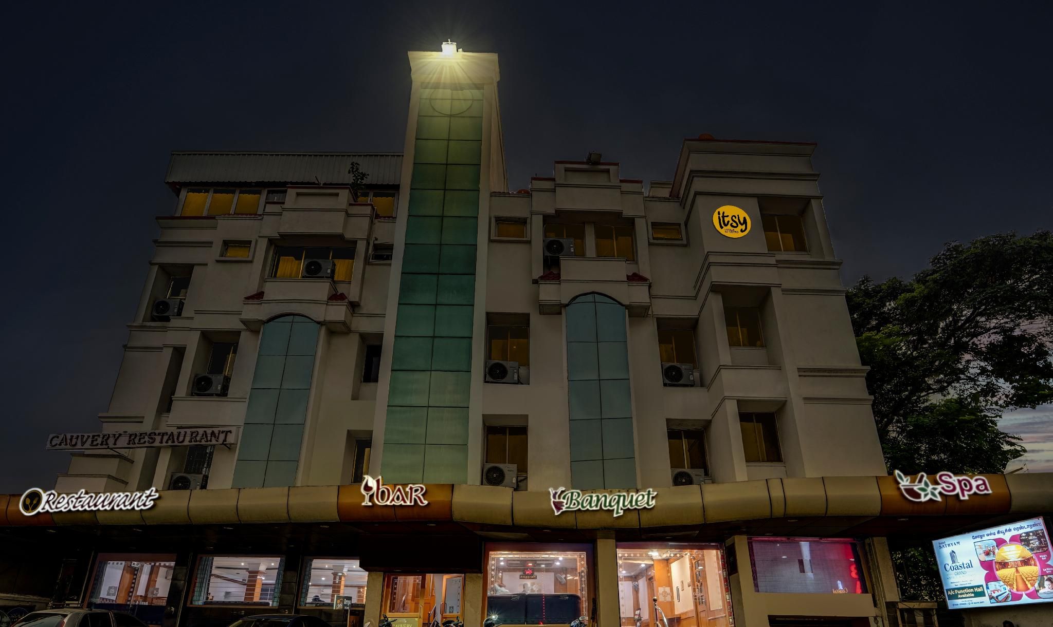 Itsy Hotels Coastal Grand Sathyam 4