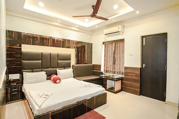 Bombay Beach Resort Deluxe (First Floor)