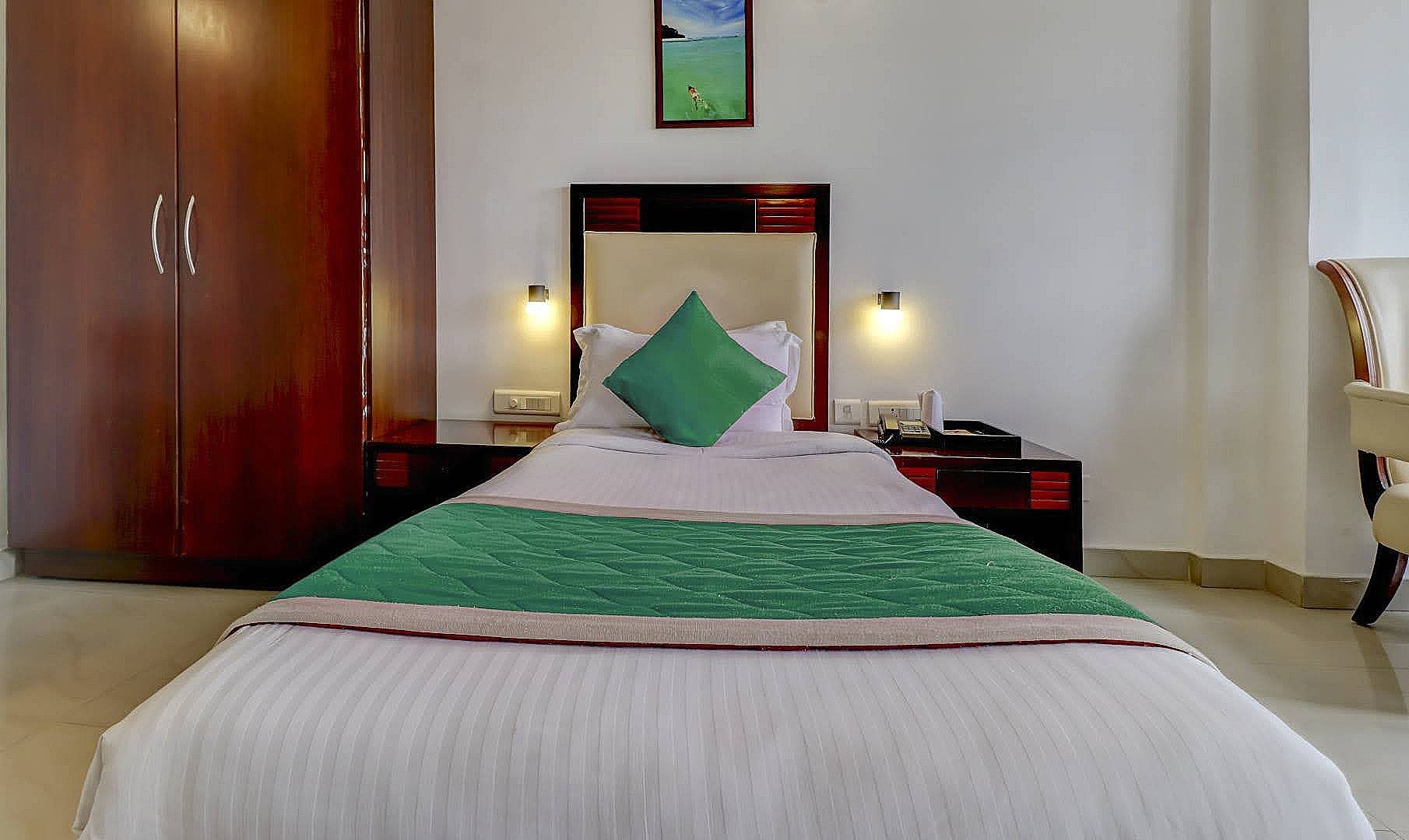 Hotel Luciya Double Deluxe Room 5