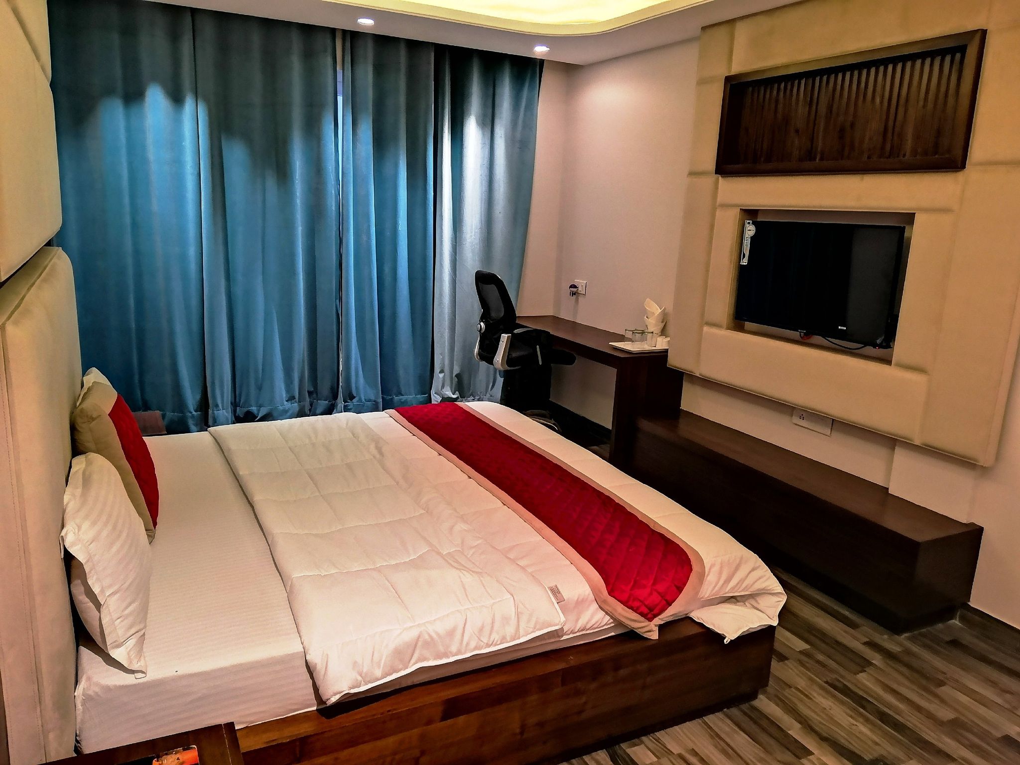 Hotel Saffron KKR Executive Room 2