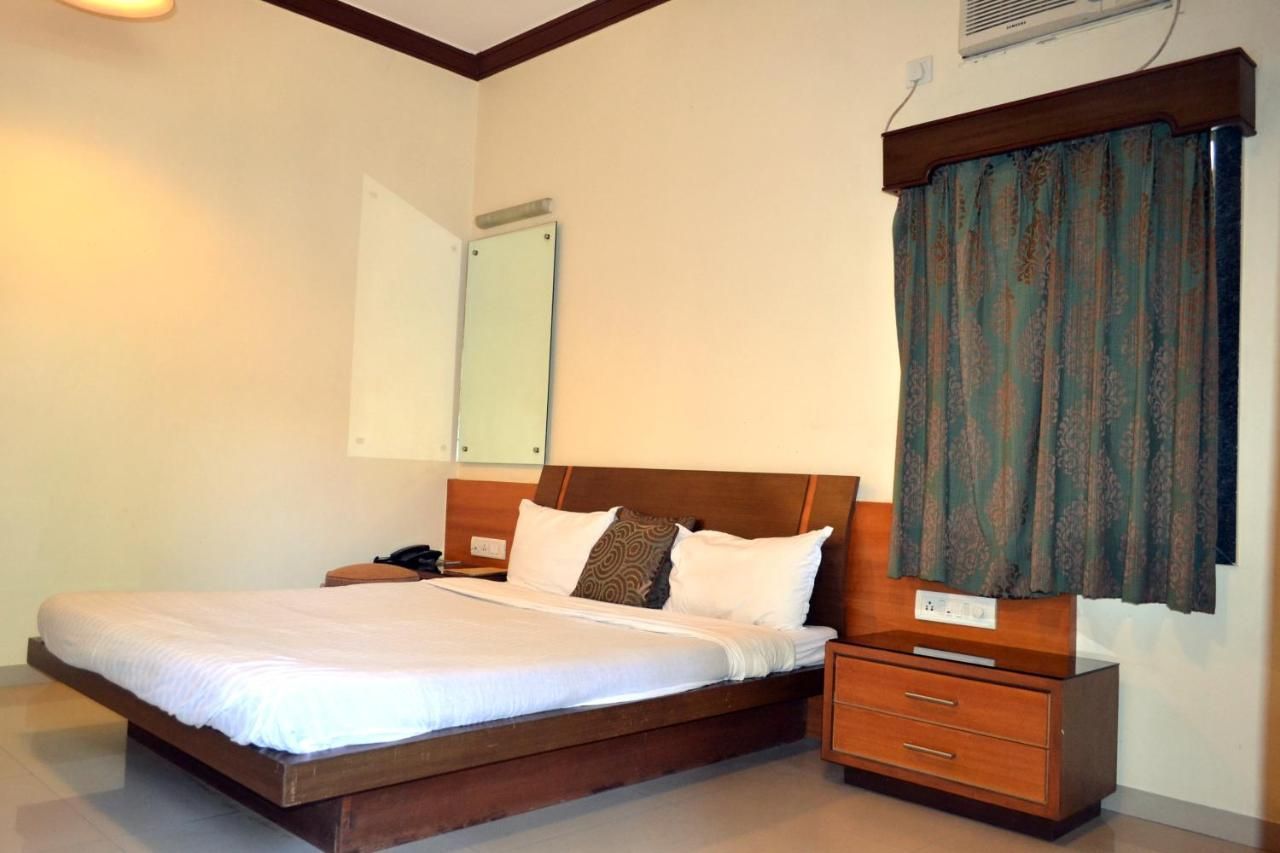 Deluxe Room with Balcony