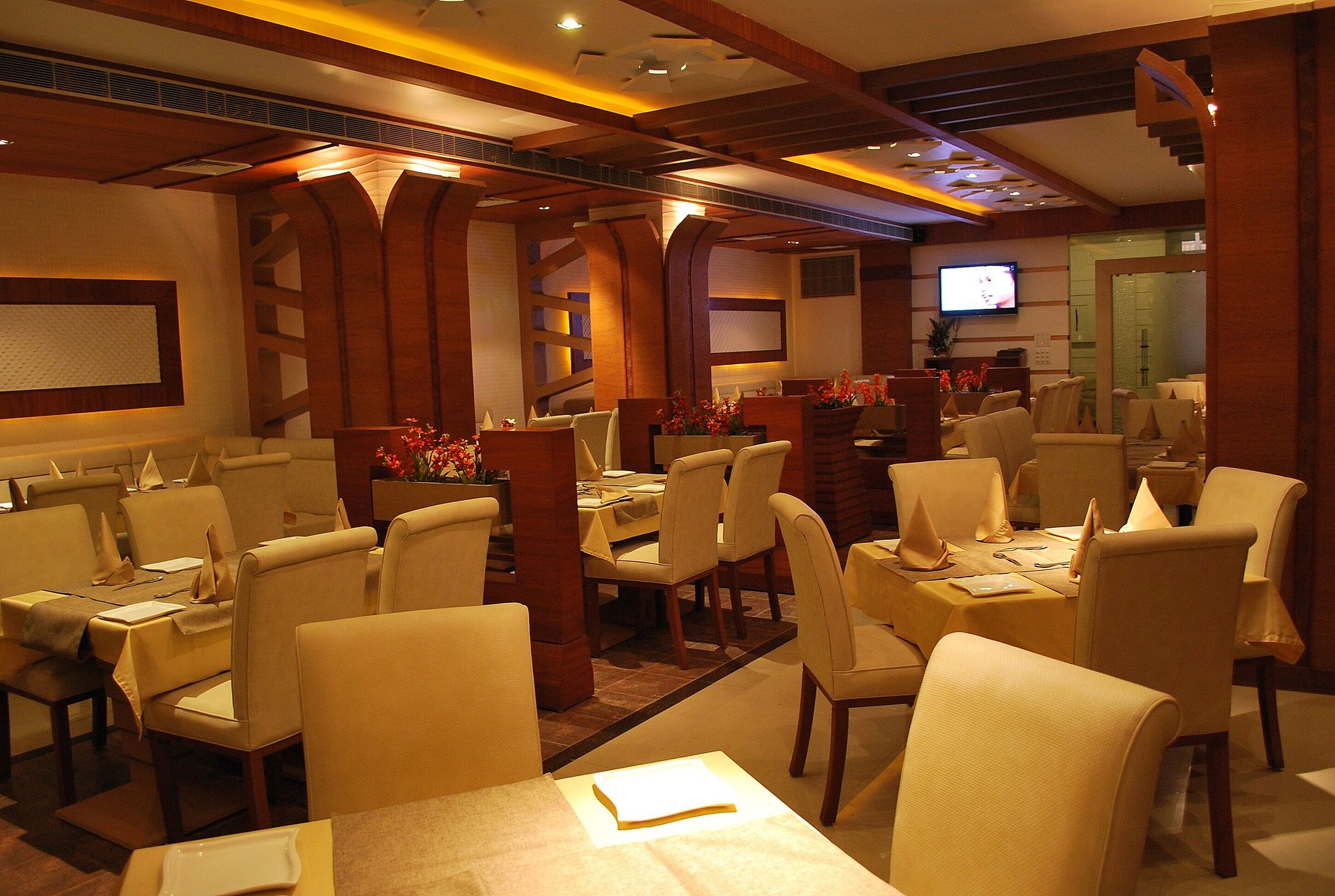 Food & Dining