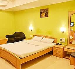 Deluxe Air Cooled Single Room