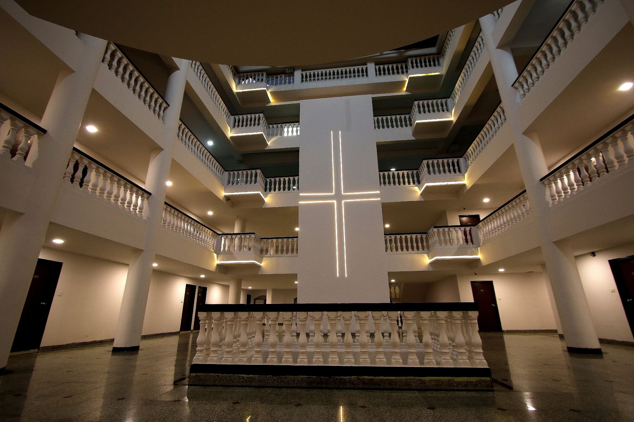 undefined Hotel White House Inn 9