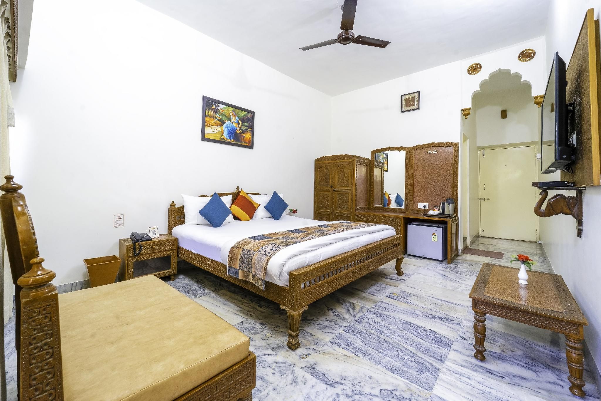 Super Deluxe Room