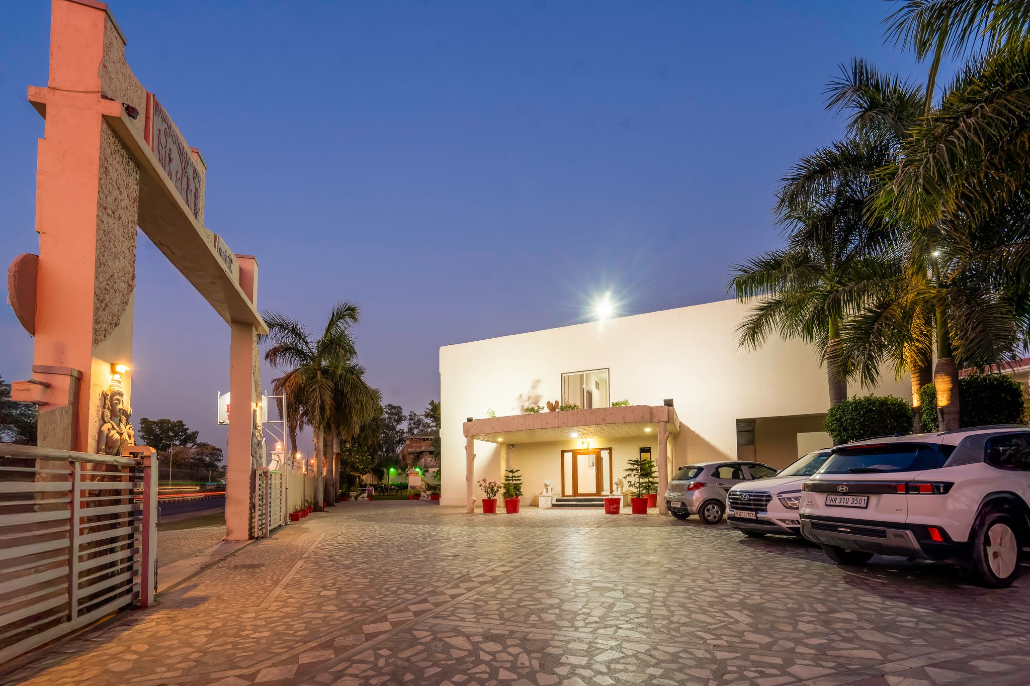 undefined Hotel Chandrawati Palace 2