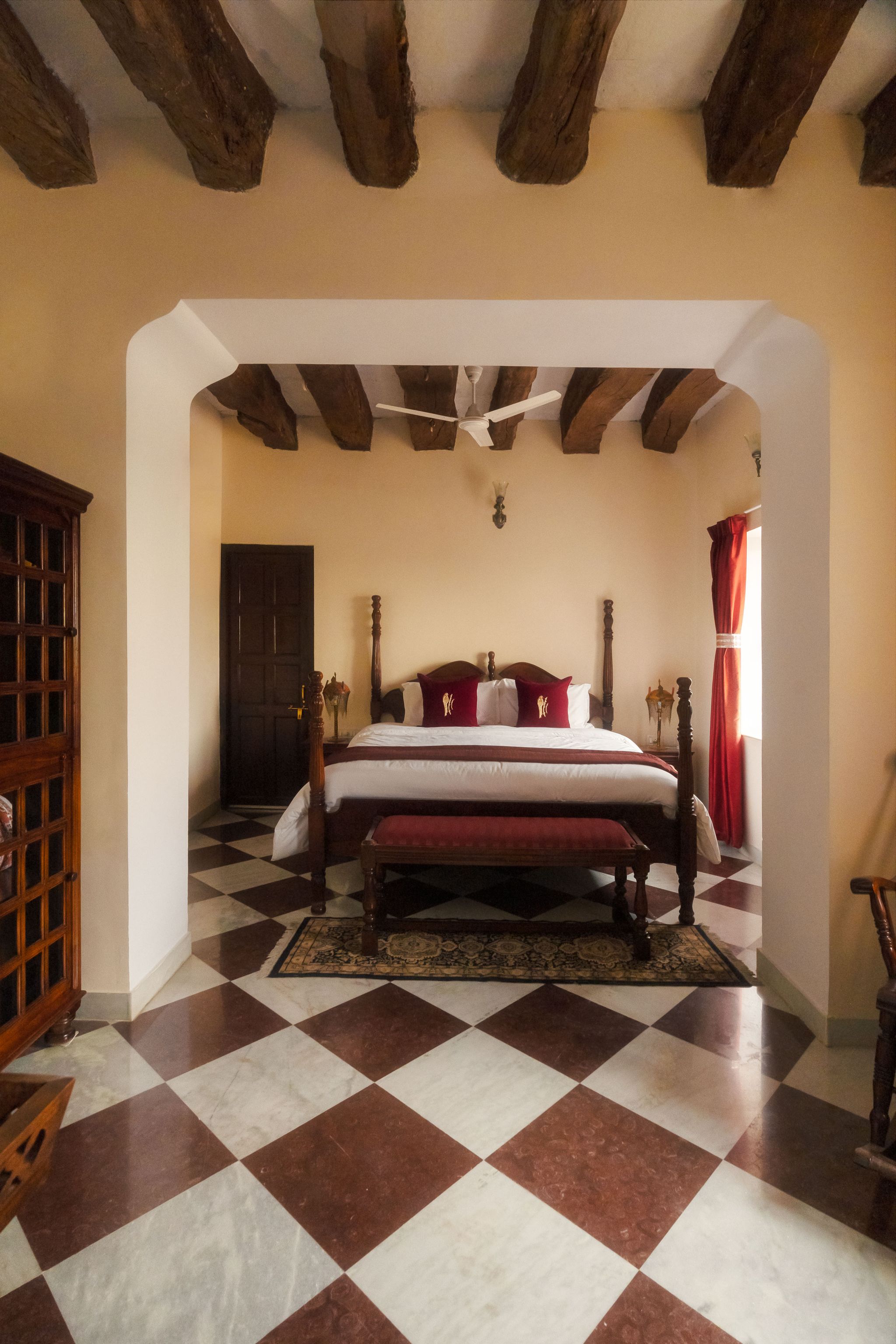 Super Deluxe Room