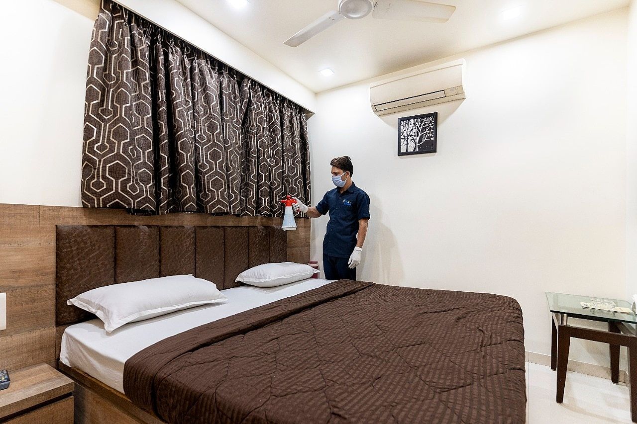 Hotel Ashish Standard Room 4