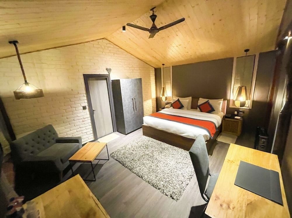 Ayar Jungle Resort Premium Cottage