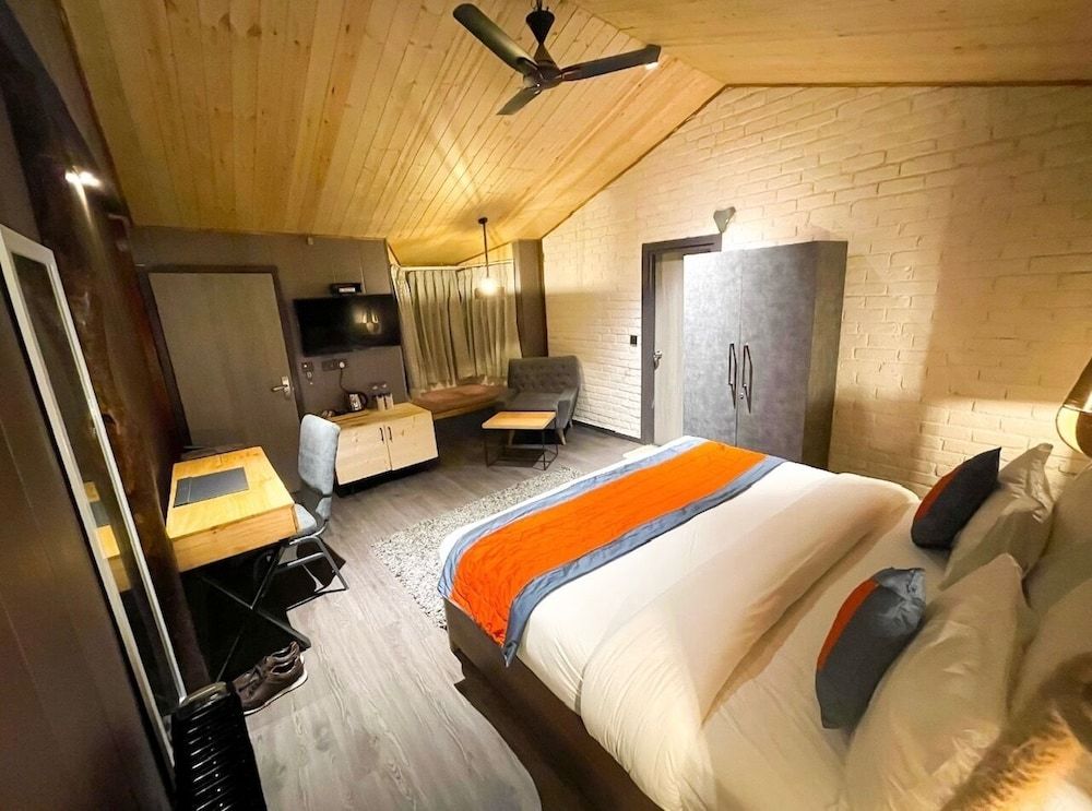 Ayar Jungle Resort Premium Cottage 2