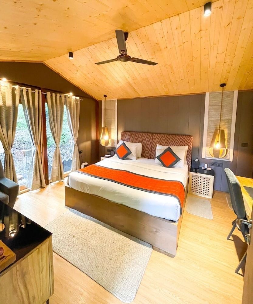 Ayar Jungle Resort Deluxe Tent 8