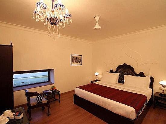 Amritara Suryauday Haveli Shivala Suite 5