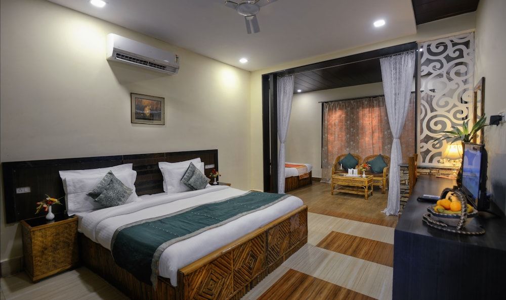 Nature Heritage Resort Deluxe Room 9