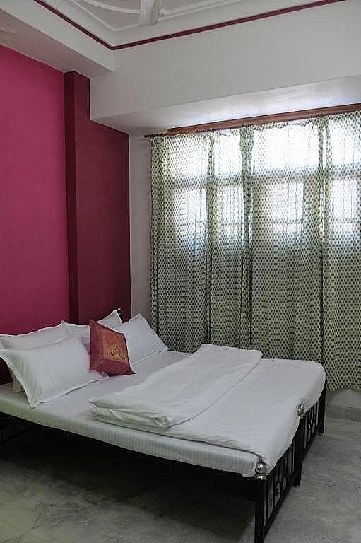 Little Peepal House Deluxe Room Non AC 2