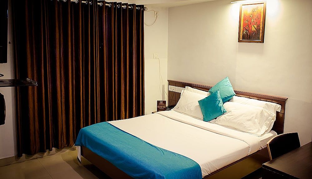 Double Room, 1 Queen Bed